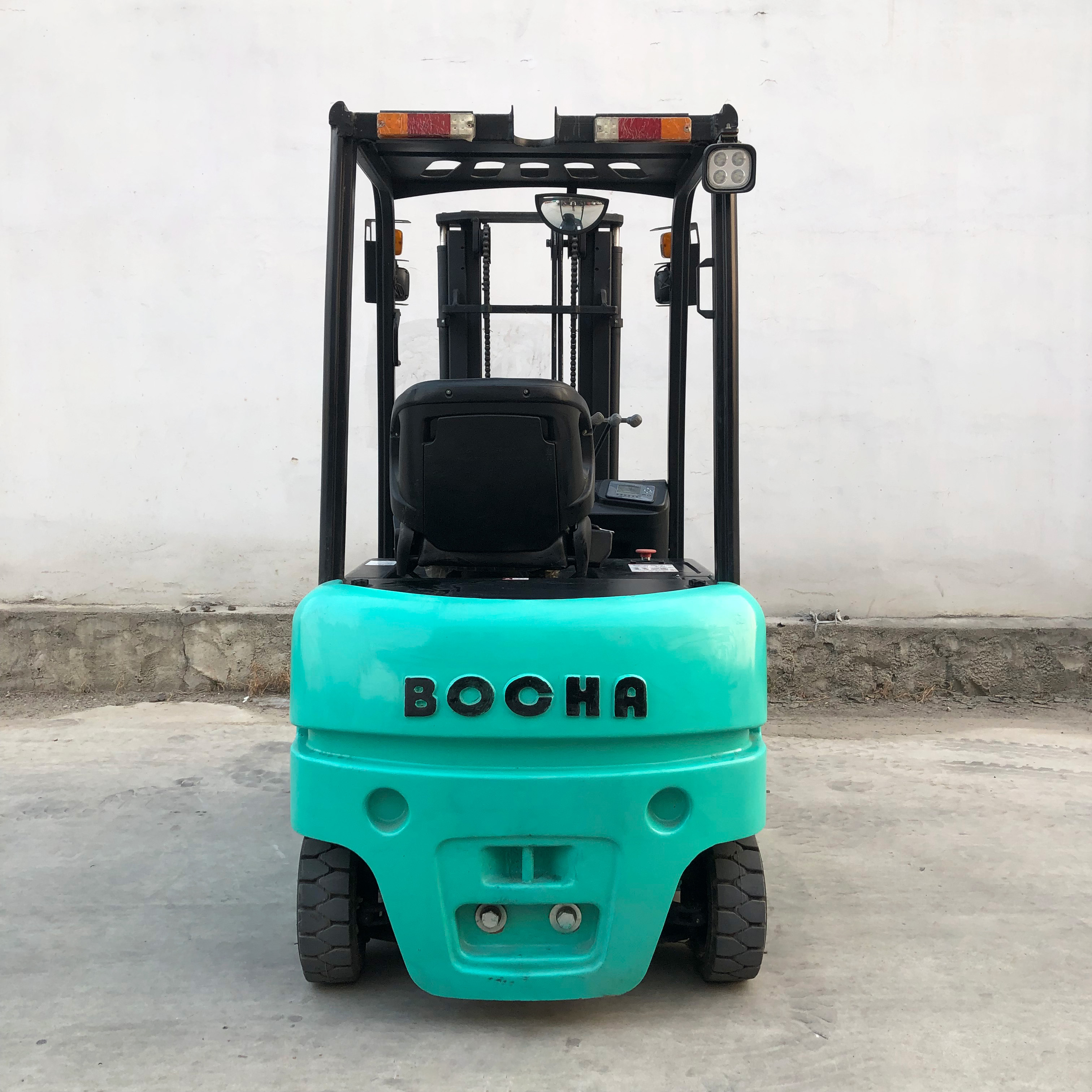 1.5t electric forklift new four-wheel hydraulic lithium battery manufacturer direct sales