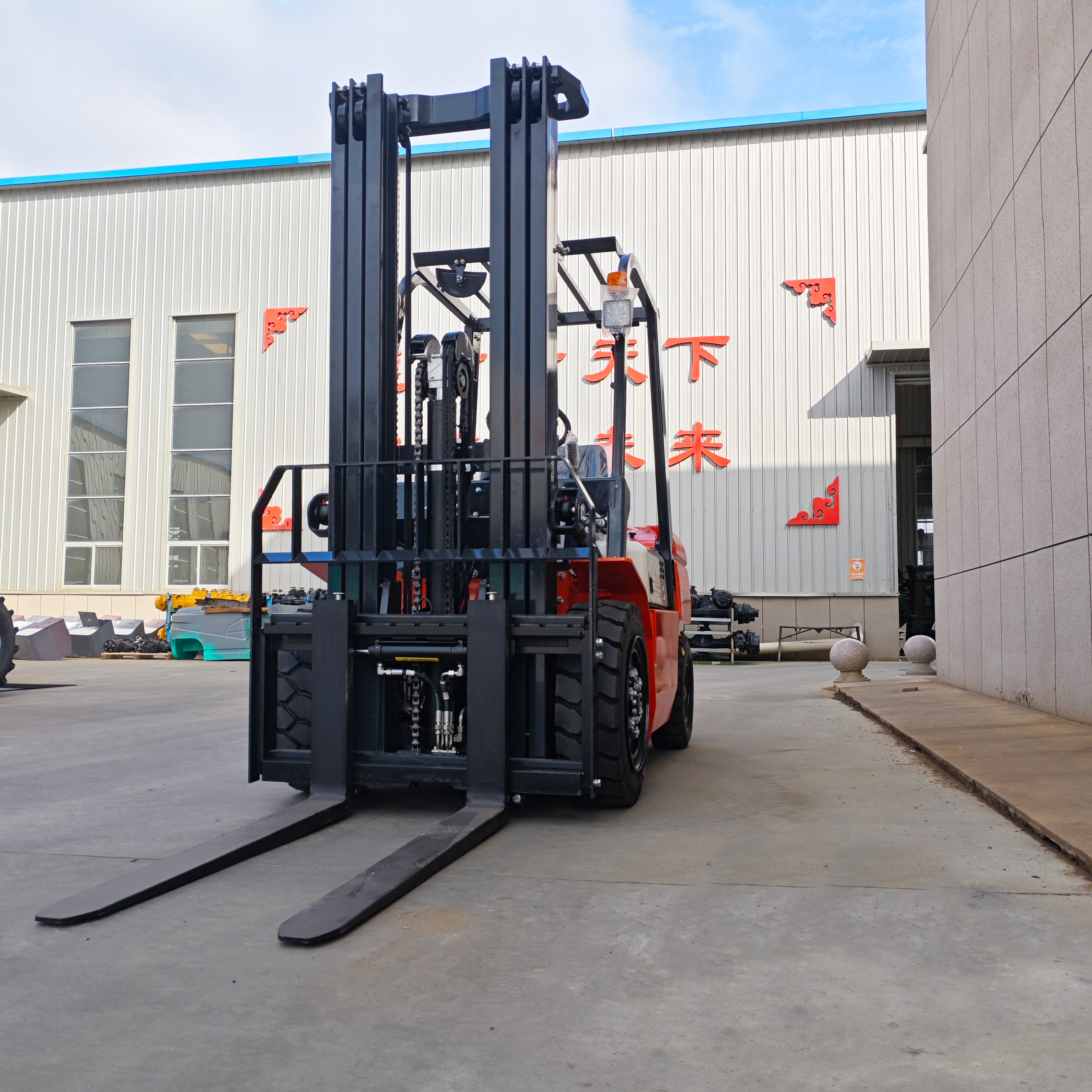 The cheapest manufacturer diesel forklift hot selling model