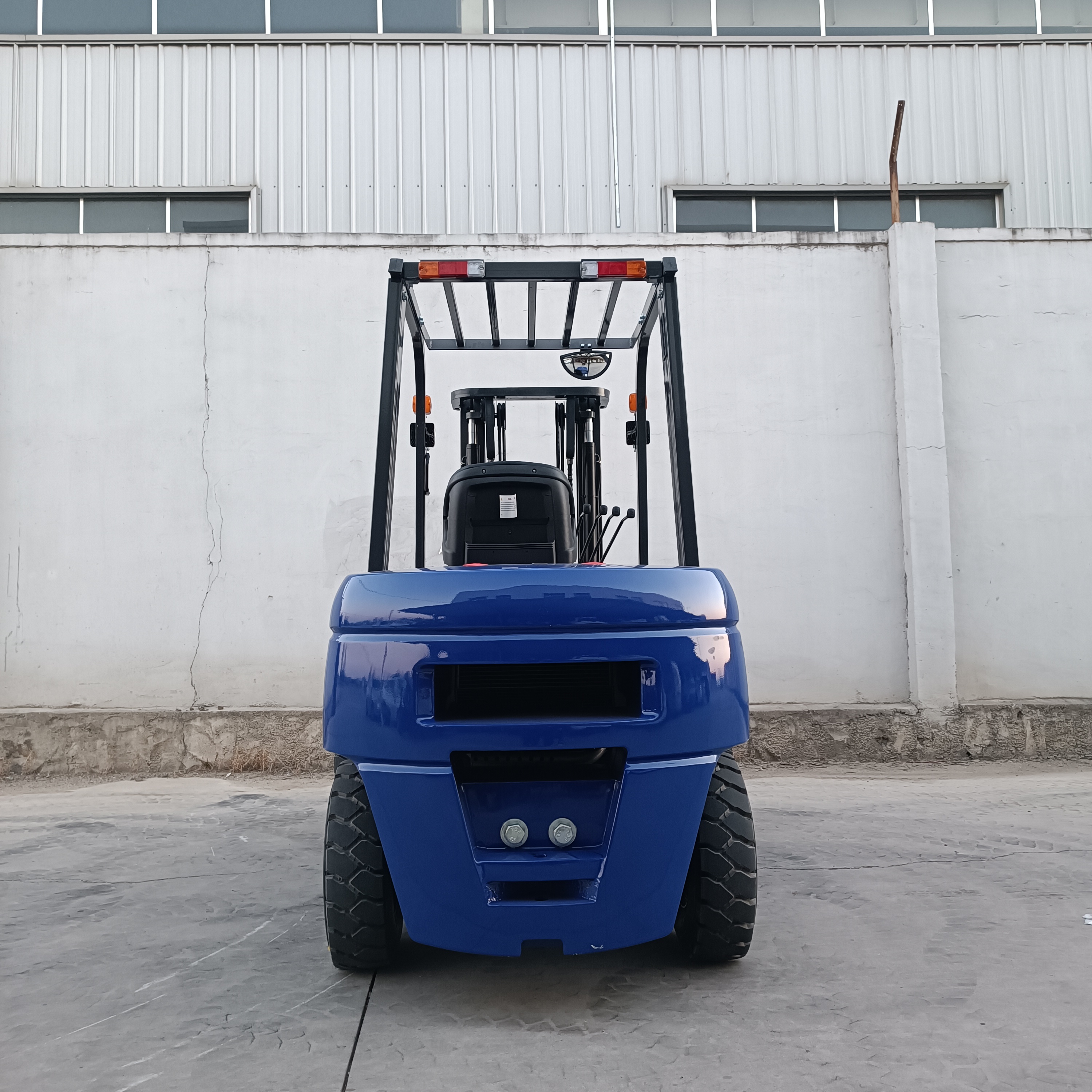3.5t small turning radius internal combustion forklift