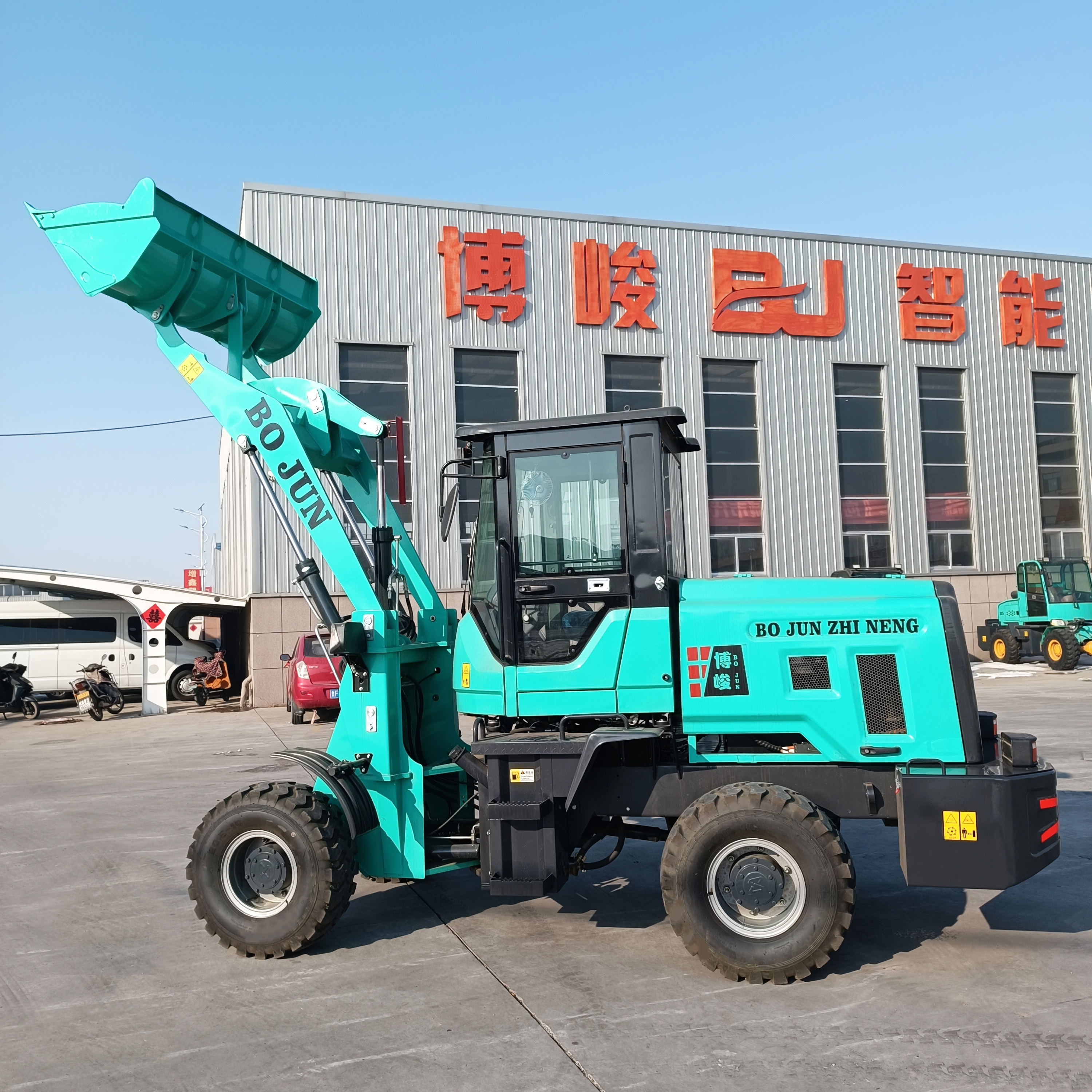 New electric four-wheel drive high-power 932 loader